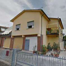 Foto Casa singola in Vendita, pi di 6 Locali, 258,44 mq, Carpenedolo