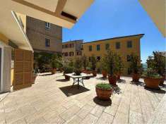 Foto Casa singola in Vendita, pi di 6 Locali, 258 mq, Osimo (CENTRO