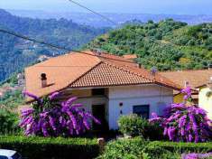 Foto Casa singola in Vendita, pi di 6 Locali, 260 mq (Montignoso)