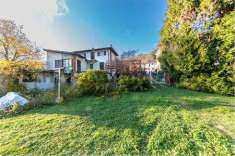 Foto Casa singola in Vendita, pi� di 6 Locali, 280 mq, Casalzuigno