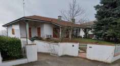 Foto Casa singola in Vendita, pi di 6 Locali, 289 mq, Parma
