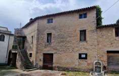 Foto Casa singola in Vendita, pi di 6 Locali, 290 mq, Todi (Monticel