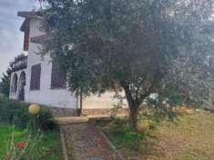 Foto Casa singola in Vendita, pi di 6 Locali, 294 mq, Vigolzone
