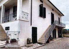 Foto Casa singola in Vendita, pi di 6 Locali, 295 mq (San Miniato)
