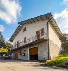 Foto Casa singola in Vendita, pi di 6 Locali, 3 Camere, 116 mq (FRAS