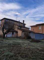 Foto Casa singola in Vendita, pi di 6 Locali, 3 Camere, 200 mq (PEGO
