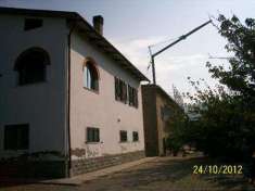 Foto Casa singola in Vendita, pi di 6 Locali, 3 Camere, 240 mq (CAST