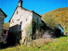 Foto Casa singola in Vendita, pi di 6 Locali, 300 mq, Villadossola