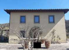 Foto Casa singola in Vendita, pi di 6 Locali, 318 mq, Rufina