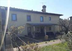 Foto Casa singola in Vendita, pi di 6 Locali, 323 mq, Rufina