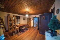 Foto Casa singola in Vendita, pi di 6 Locali, 350 mq, Vanzone con Sa