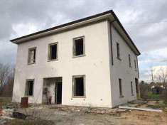 Foto Casa singola in Vendita, pi di 6 Locali, 380 mq (Castelfranco d