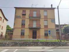 Foto Casa singola in Vendita, pi di 6 Locali, 390 mq, Baschi (Centra