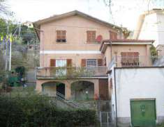 Foto Casa singola in Vendita, pi di 6 Locali, 4 Camere, 160 mq (LICC