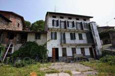 Foto Casa singola in Vendita, pi di 6 Locali, 4 Camere, 200 mq (VERB
