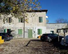 Foto Casa singola in Vendita, pi di 6 Locali, 400 mq, Forl