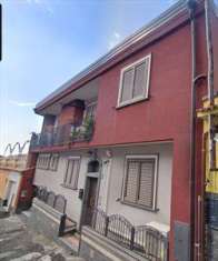 Foto Casa singola in Vendita, pi di 6 Locali, 400 mq, Giarre (San Gi