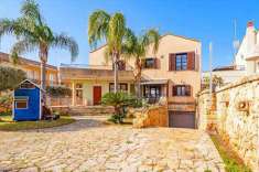 Foto Casa singola in Vendita, pi di 6 Locali, 450 mq, Siracusa (Scal