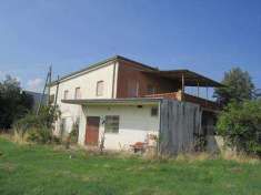 Foto Casa singola in Vendita, pi� di 6 Locali, 5 Camere, 420 mq (CORI