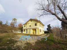 Foto CASA SINGOLA in VENDITA a APPIGNANO DEL TRONTO