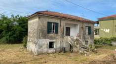 Foto Casa singola in vendita a Avenza - Carrara 130 mq  Rif: 975471