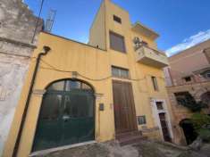 Foto Casa storica con garage