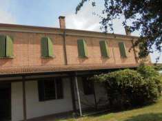 Foto Casale a 10 minuti dal mare