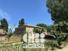 Foto CASALE CON PERTINENZE