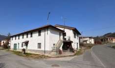 Foto Casale con ristorante