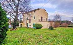 Foto CASALE in Vendita, pi di 6 Locali, 300 mq, ALTOPASCIO