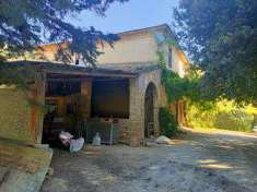Foto Casale in Vendita, pi di 6 Locali, 330 mq (Casciana Terme Lari)