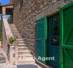 Foto Casale in vendita a Acquapendente - 6 locali 577mq