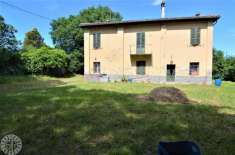 Foto Casale in vendita a Dozza