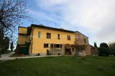 Foto Casale in vendita a Lucignano