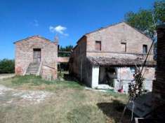 Foto Casale in vendita a Monte Rinaldo