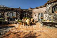 Foto Casale in vendita a Piedimonte Etneo