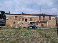 Foto Casale in vendita a Rapolano Terme - 1 locale 360mq