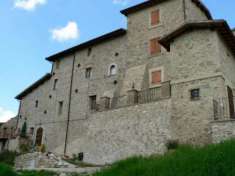 Foto Casale in vendita a Spoleto - 7 locali 250mq