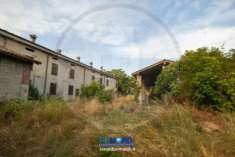 Foto CASCINA di 10 vani e di 500 mq (CHIGNOLO PO) rif. VIL7202_1