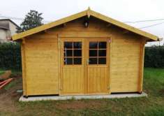 Foto CASETTA IN LEGNO