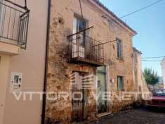 Foto Casetta indipendente da ristrutturare a Prignano Cilento (Sa)