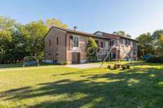 Foto CASOLARE INDIPENDENTE IMMERSO NEL VERDE AD IMOLA, ZONA PIRATELLO