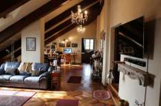 Foto Castello di Trofarello: Attico di 128 mq in una splendida cornice settecentesca.