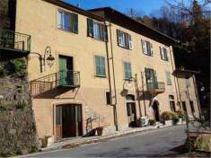 Foto Castello in Vendita, pi di 6 Locali, 460 mq, Nasino