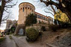 Foto Castello in vendita a Moncalieri - 8 locali 187mq