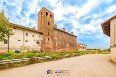 Foto Castello in vendita a Villafranca Piemonte