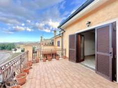 Foto CASTELVERDE TRILOCALE CON TERRAZZO E BOX AUTO