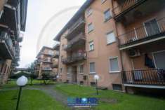 Foto CC4069 - PAVIA - Zona Vallone - Appartamento di 4 locali e servizi. Cantina e box auto.