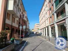 Foto CENTRALISSIMO, PANORAMICO TRE LOCALI CON CUCINA ABITABILE