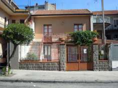Foto CODICE  6226 CASA SINGOLA 186 MQ CON SPAZIO ESTERNO IN CENTRO A PEDARA